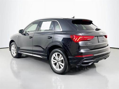 2022 Audi Q3 45 S line Premium Plus