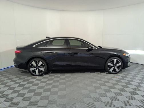 2025 Audi A5 Premium Plus TFSI quattro S tronic