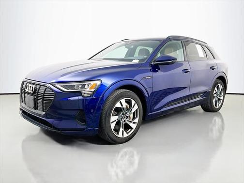 2022 Audi e-tron Premium