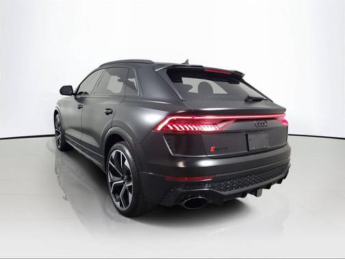 Night Black 2021 Audi RS Q8 4.0T