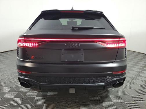Night Black 2021 Audi RS Q8 4.0T