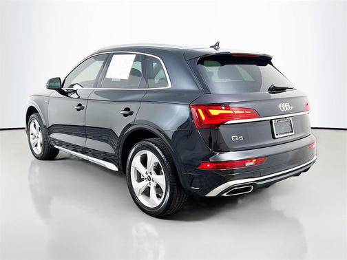 2024 Audi Q5 45 S line Premium Plus