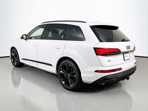 2026 Audi Q7 55 Premium Plus