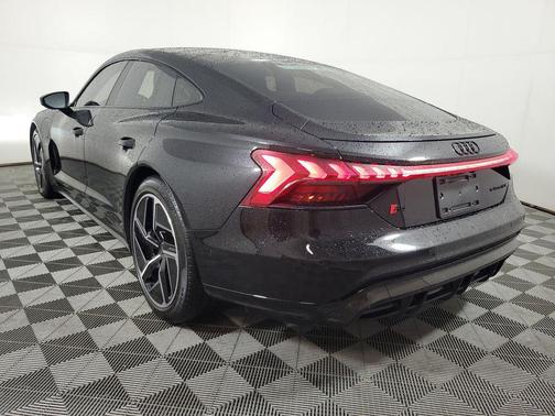 Mythos Black Metallic 2023 Audi RS e-tron GT quattro