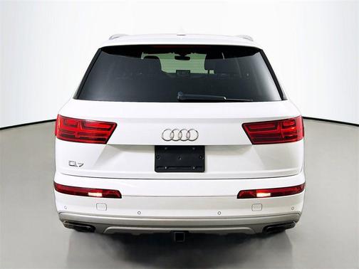 2019 Audi Q7 55 Prestige