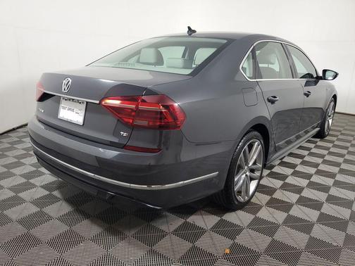 Gray Metallic 2017 Volkswagen Passat 1.8T R-Line w/Comfort