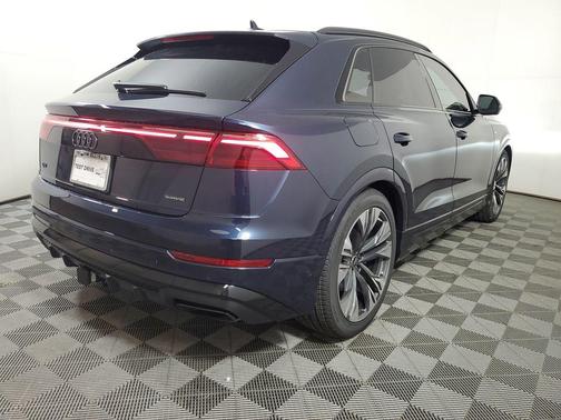 Waitomo Blue Metallic 2026 Audi Q8 55 Premium Plus