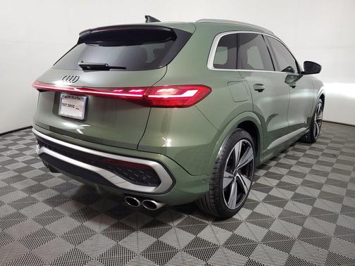 District Green Metallic 2025 Audi SQ5 3.0T Prestige