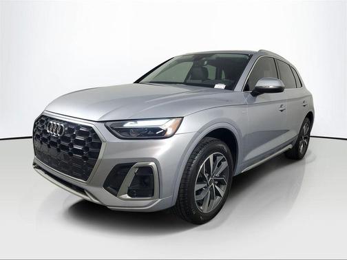 2023 Audi Q5 45 S line Premium Plus