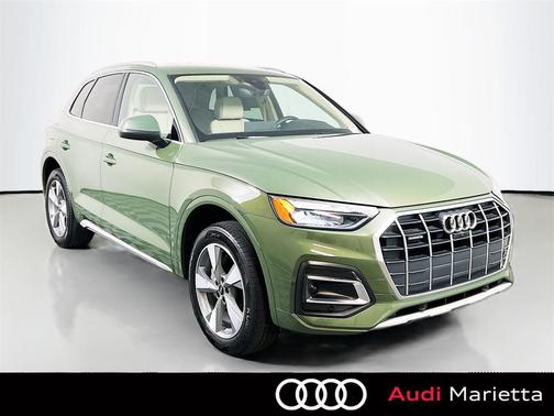 2024 Audi Q5 40 Premium Plus
