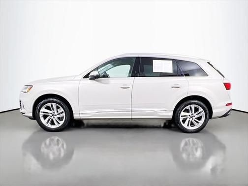 2024 Audi Q7 55 Premium Plus
