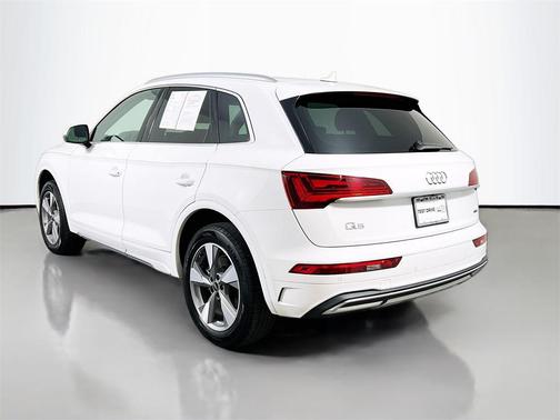 2023 Audi Q5 40 Premium