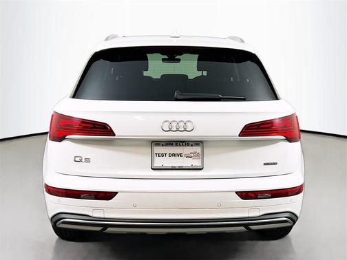 2023 Audi Q5 40 Premium