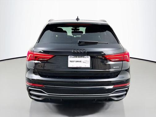2025 Audi Q3 45 S line Premium Plus