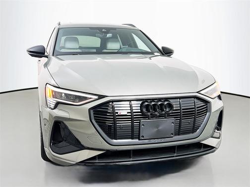 2023 Audi e-tron Premiumwe