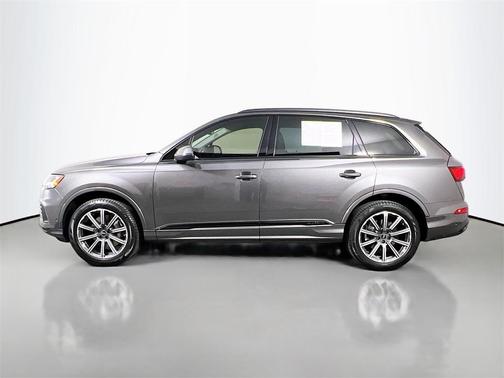 2024 Audi Q7 45 Premium Plus