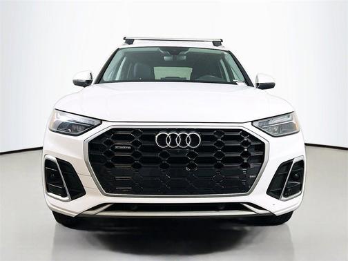2024 Audi Q5 45 S line Premium Plus