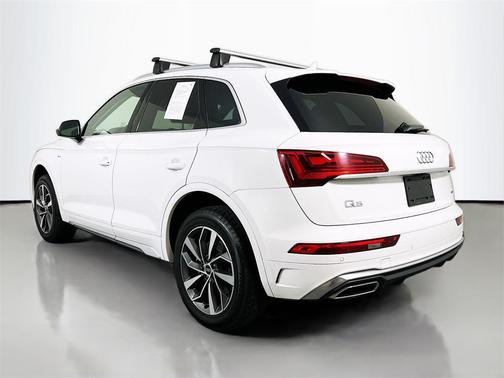 2024 Audi Q5 45 S line Premium