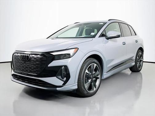 2025 Audi Q4 e-tron Premium 55 quattro