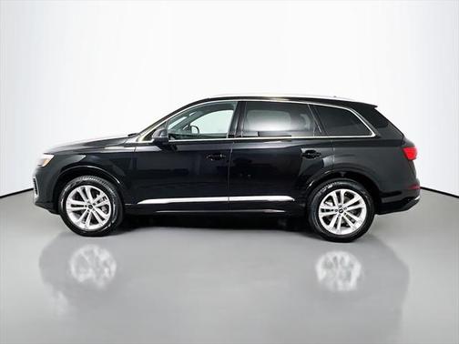 2025 Audi Q7 55 Premium