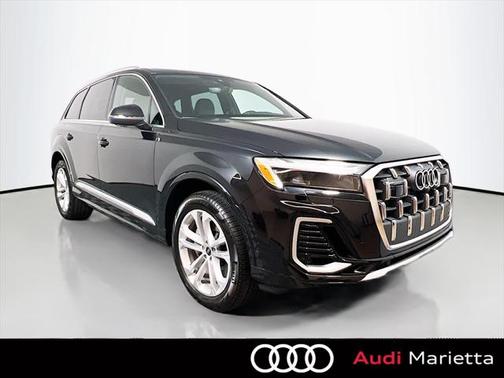 2025 Audi Q7 55 Premium