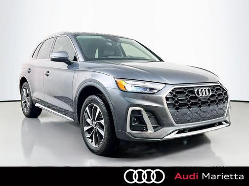2023 Audi Q5 45 S line Premium Plus