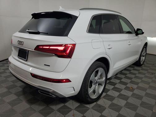 2025 Audi Q5 45 S line Premium Plus