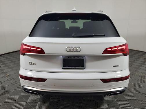 2025 Audi Q5 45 S line Premium Plus