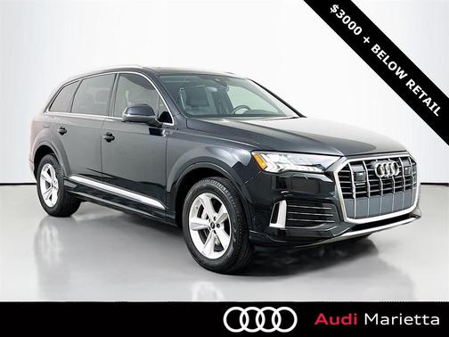 2023 Audi Q7 45 Premium Plus