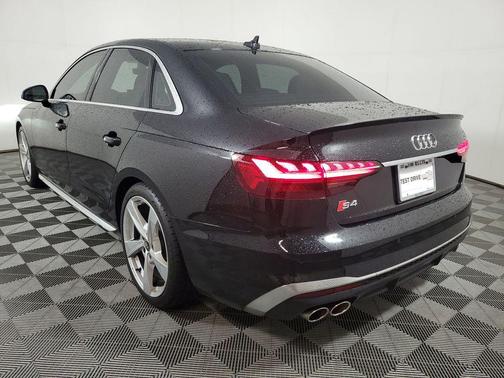 Mythos Black Metallic 2023 Audi S4 Premium TFSI quattro Tiptronic