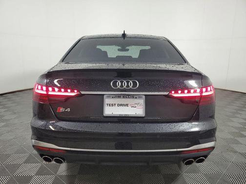 Mythos Black Metallic 2023 Audi S4 Premium TFSI quattro Tiptronic