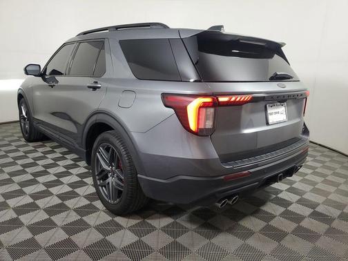 Carbonized Gray Metallic 2025 Ford Explorer ST