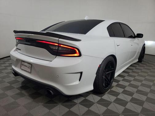 2018 Dodge Charger R/T Scat Pack