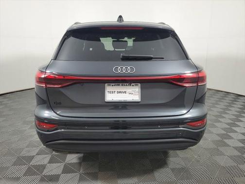 2025 Audi Q6 e-tron Premium