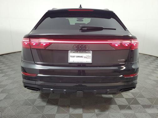 Mythos Black Metallic 2026 Audi Q8 55 Prestige