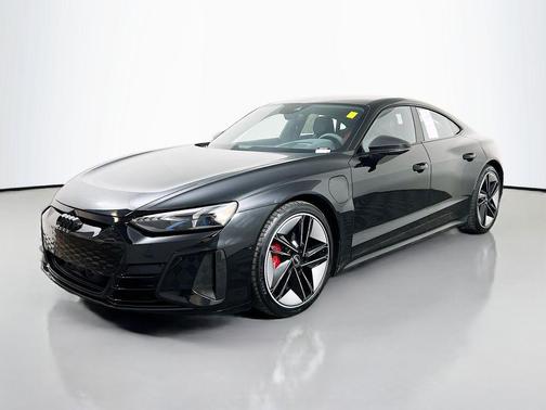 2022 Audi RS e-tron GT quattro