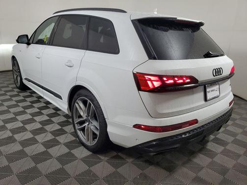2026 Audi Q7 55 Prestige