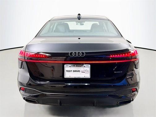 2026 Audi A6 Premium Plus quattro S tronic
