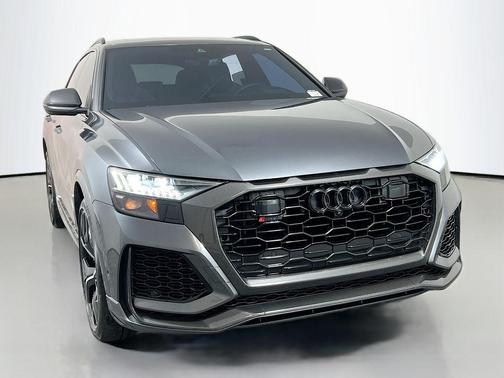 2023 Audi RS Q8 4.0T