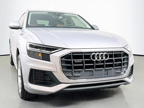 2022 Audi Q8 55 Premium