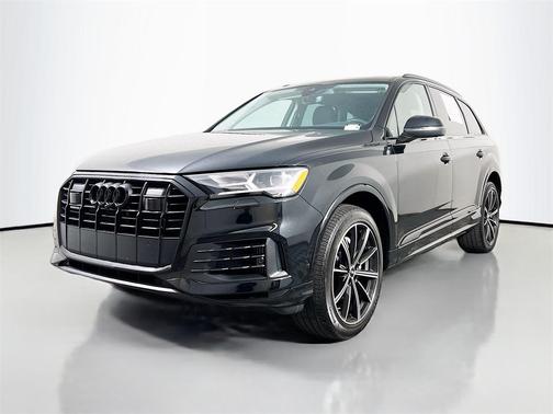 2023 Audi Q7 55 Premium Plus