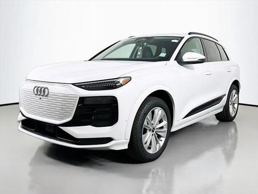 2025 Audi Q6 e-tron Premium Plus