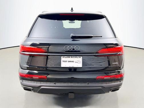 2026 Audi Q7 55 Premium Plus