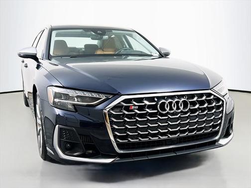 2022 Audi S8 4.0T