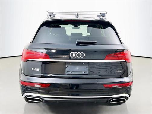 2022 Audi Q5 45 S line Premium