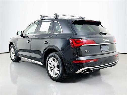 2022 Audi Q5 45 S line Premium