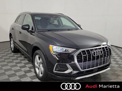 Black Metallic 2022 Audi Q3 40 Premium