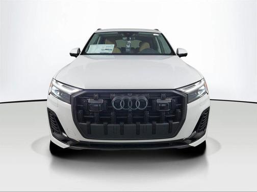 2026 Audi Q7 55 Premium Plus