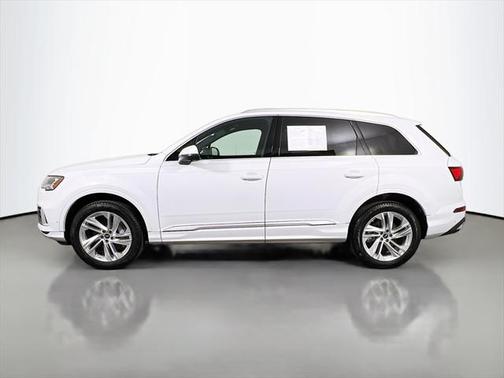 2024 Audi Q7 55 Premium Plus