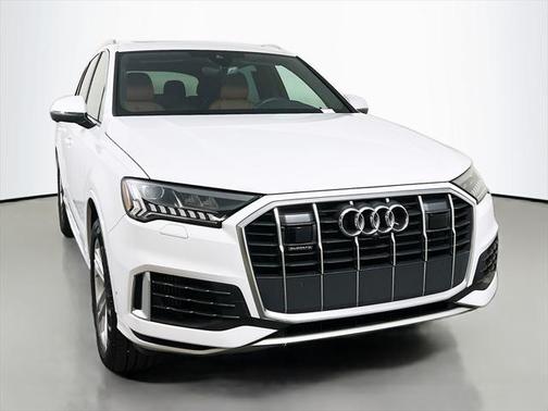 2024 Audi Q7 55 Premium Plus